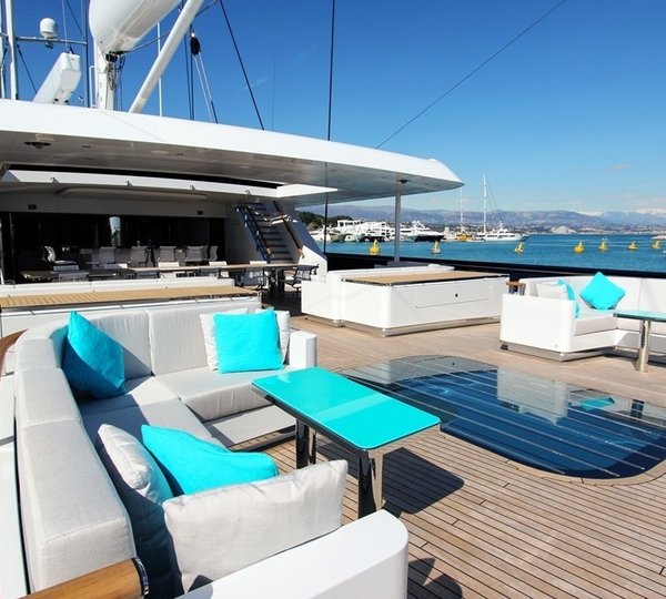 aft deck relaxation area