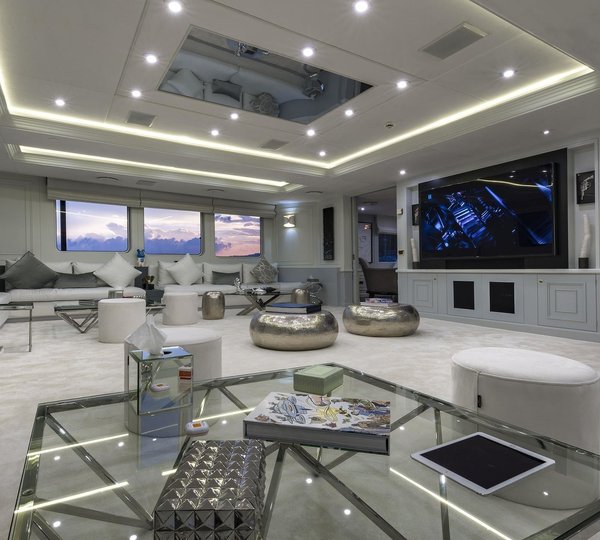 The 86m Yacht CHAKRA