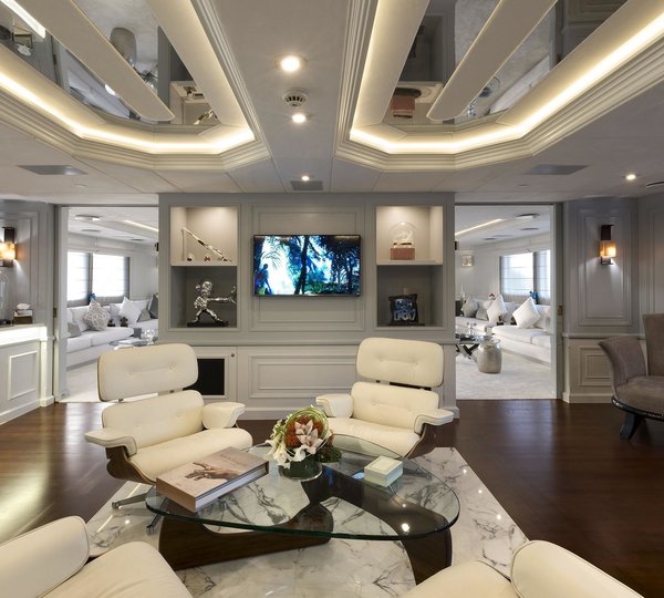 The 86m Yacht CHAKRA