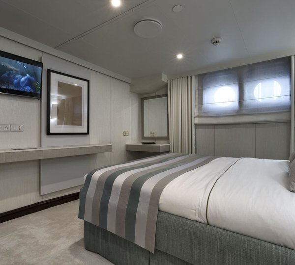 The 86m Yacht CHAKRA