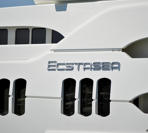 The 86m Yacht ECSTASEA