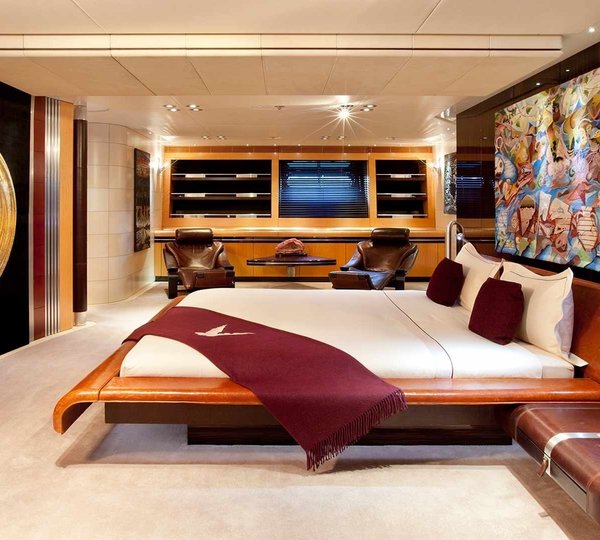 The 88m Yacht MALTESE FALCON