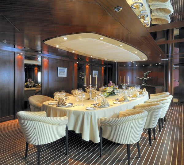 The 89m Yacht LAUREN L