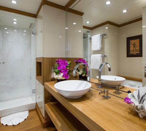 Moonlight Ii On Yacht MOONLIGHT II