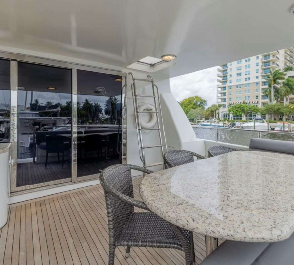 Exterior Dining Area