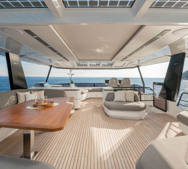 Opendeck Dining Area