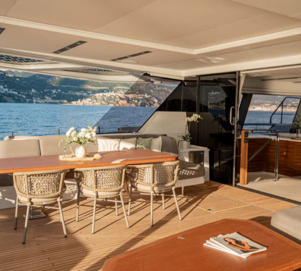 Opendeck Dining Area