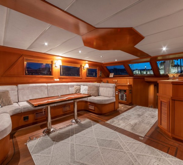 Main Salon And Dining