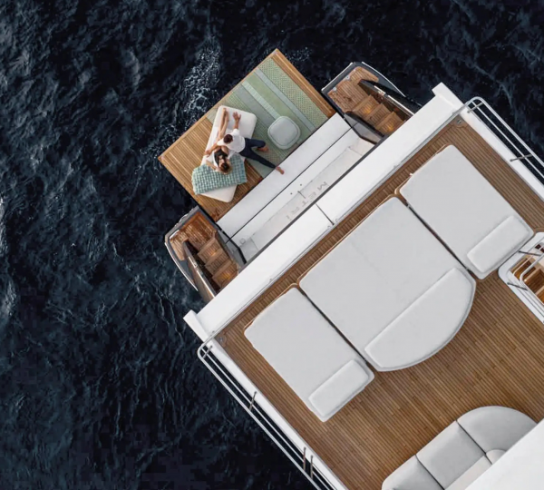 Foredeck Relaxation Area
