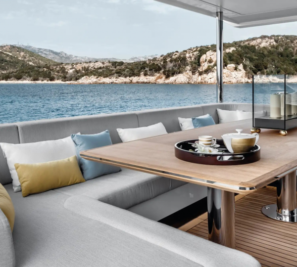 Opendeck Dining Area