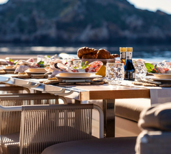 Opendeck Dining Area