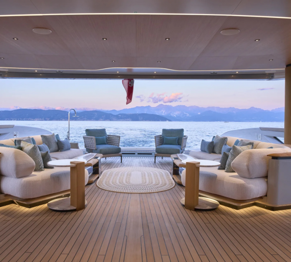 Opendeck Relaxation Area