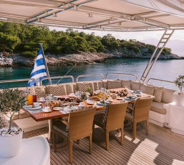 Exterior Relaxation Area With Dining