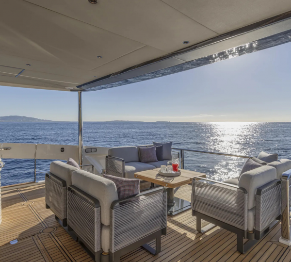 Opendeck Relaxation Area