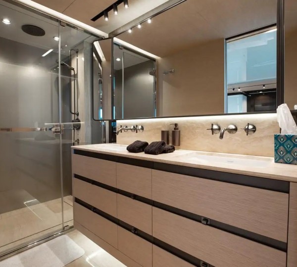 Master Ensuite
