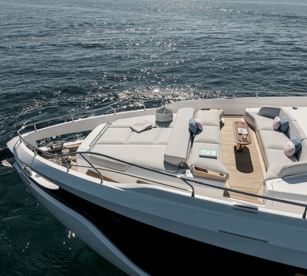 Foredeck Relaxation Area