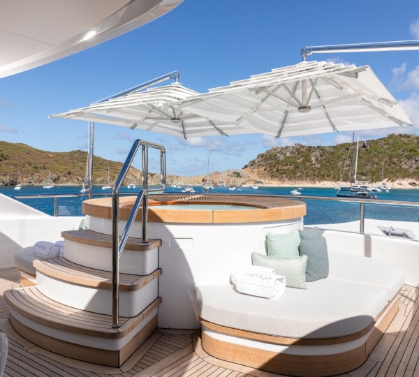 Exterior Sunbathing Area