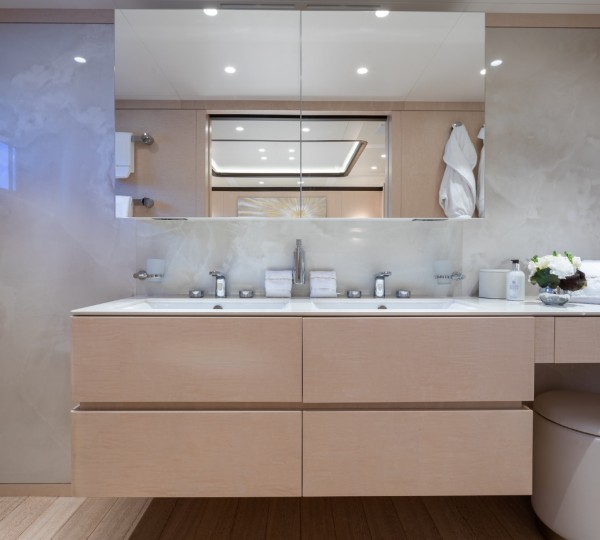 Vip Cabin Attached Bathroom