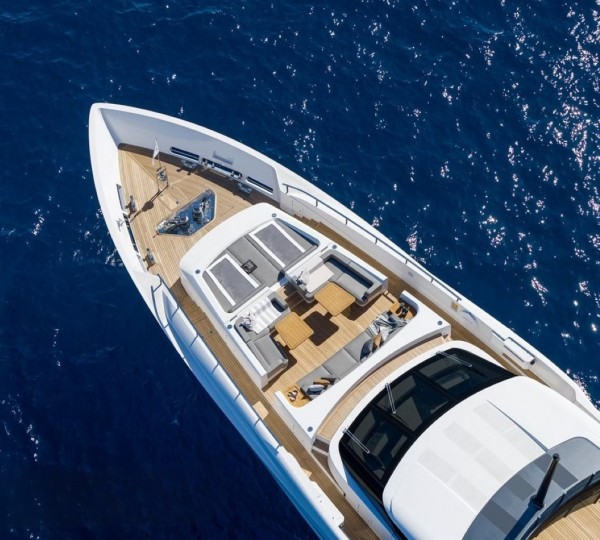 Foredeck Relaxation Area