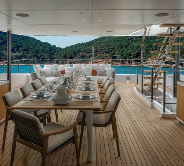 Exterior Dining Area