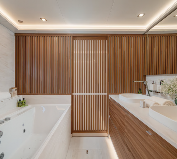 Washroom With Bathtub