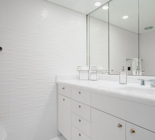 Master Ensuite Bathroom