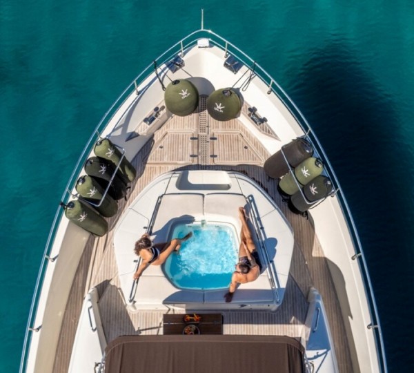 Exterior Sunbathing Area