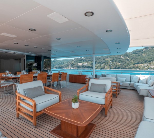 Spacious Aft Deck