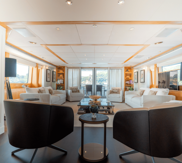 Upper Saloon