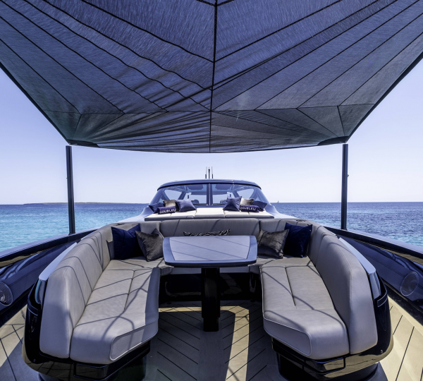 Opendeck Relaxation Area