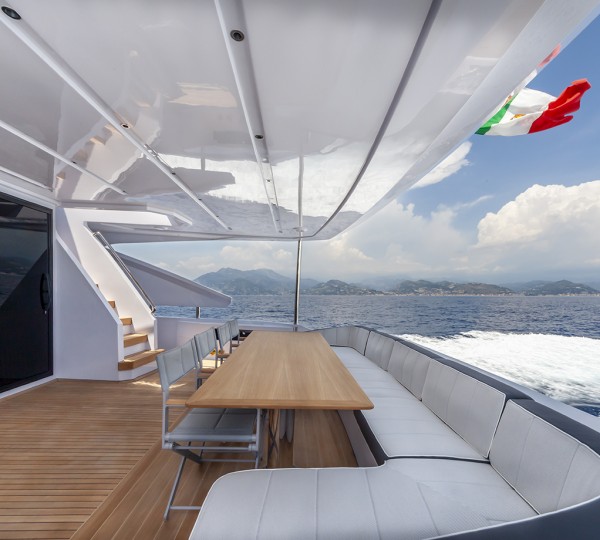 Aft Deck Seating
