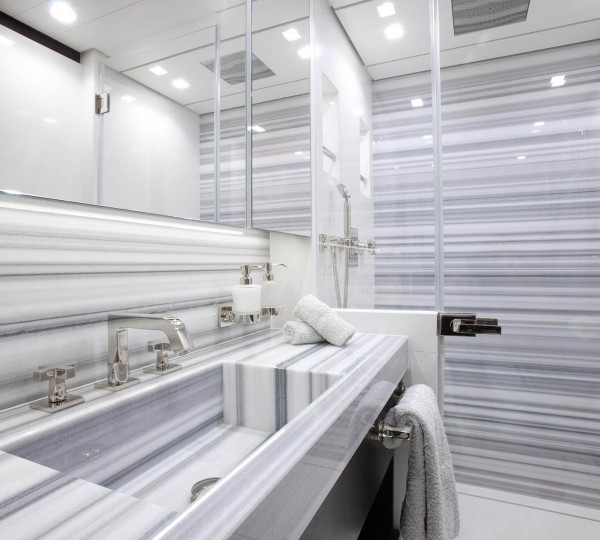 Riley Stateroom Bathroom