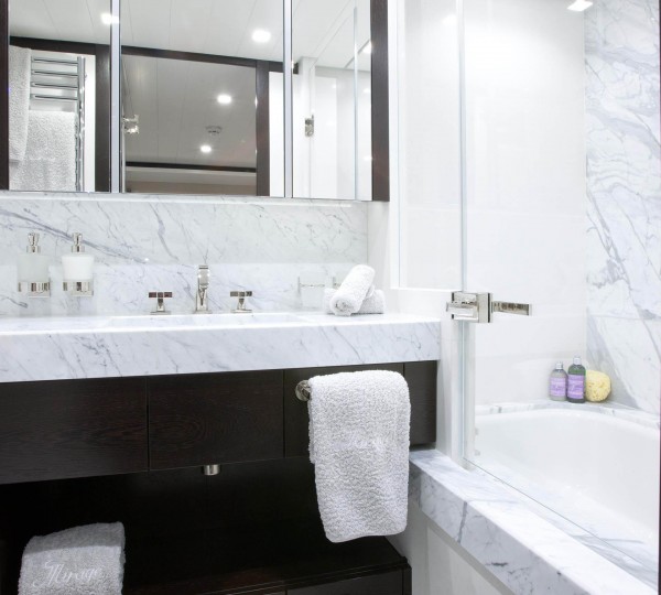 Wilson Stateroom Bathroom