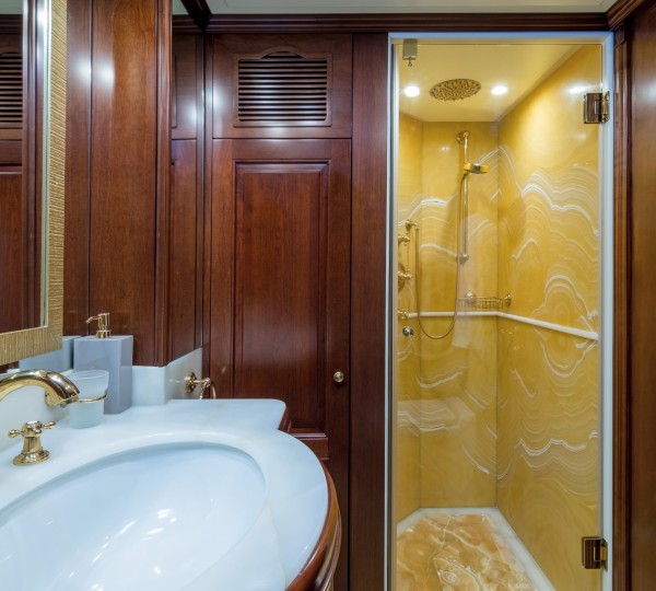 Double Cabin Ensuite