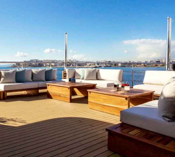 Aft Deck Seating