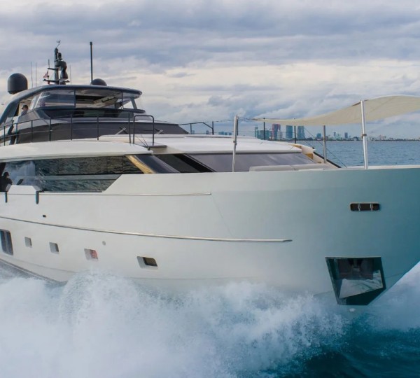 Luxury yacht GATSBY (ex Creed)