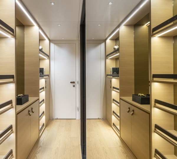 Master Suite Dressing Room