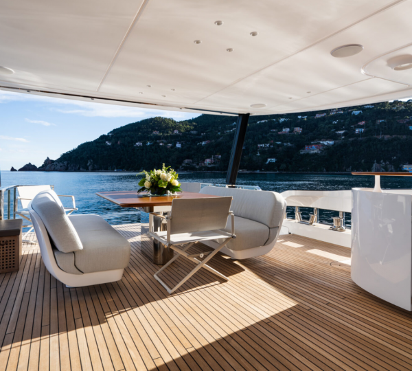 Exterior Dining Area