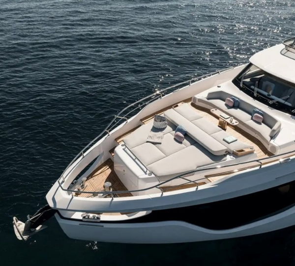 Open Sundeck Relaxation Area