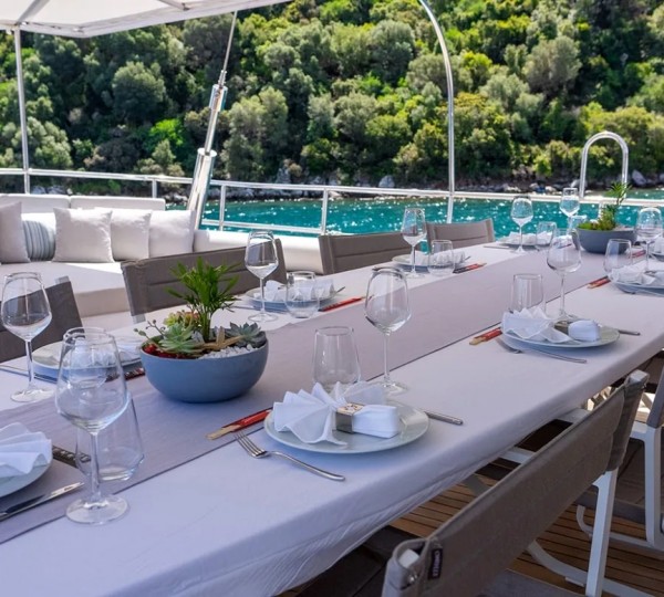 Exterior Dining Area