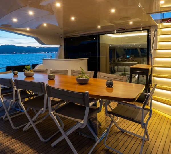 Exterior Dining Area