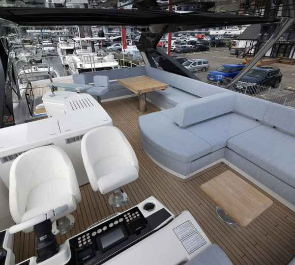 Captain Area With Relaxation Zone