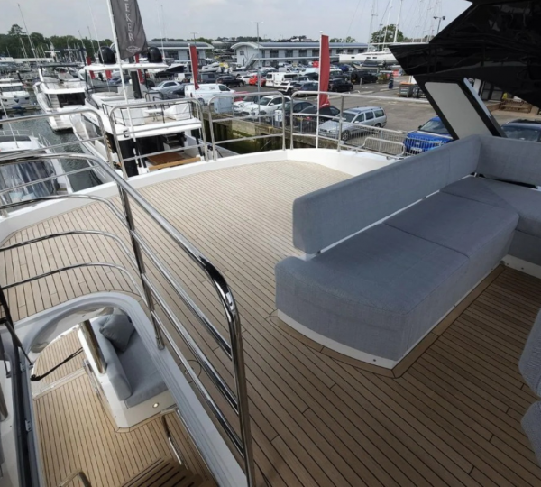 Opendeck Relaxation Area