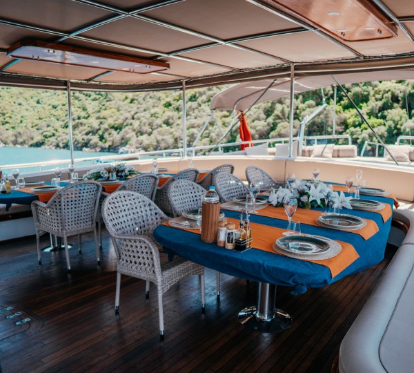 Aft Deck Dining