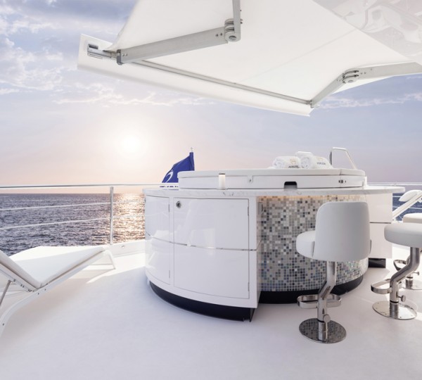 Jacuzzi On The Flybridge