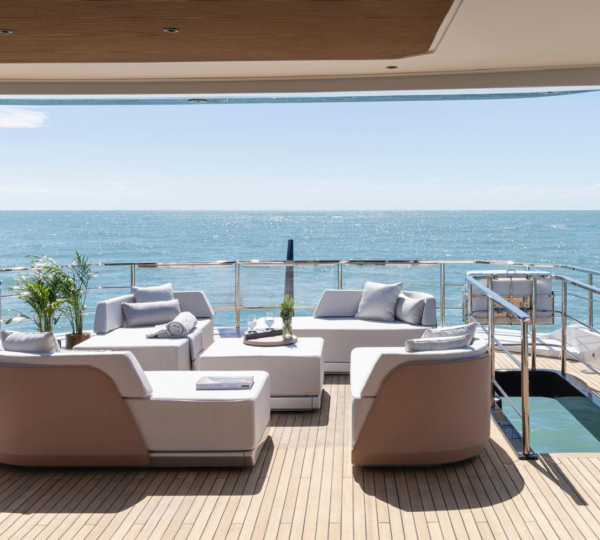 Opendeck Relaxation Area