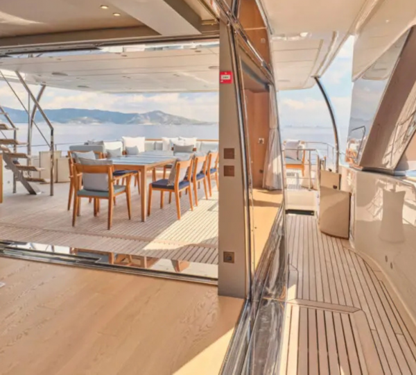 Exterior Dining Area