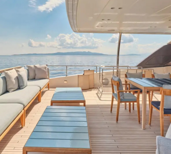 Opendeck Relaxation Area