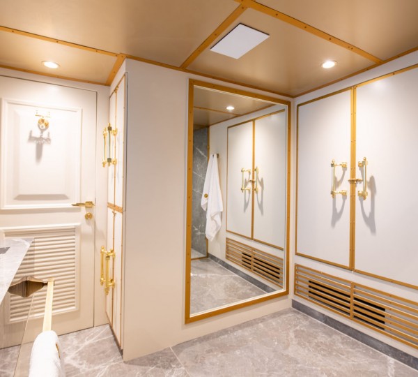 Master Bathroom Detail