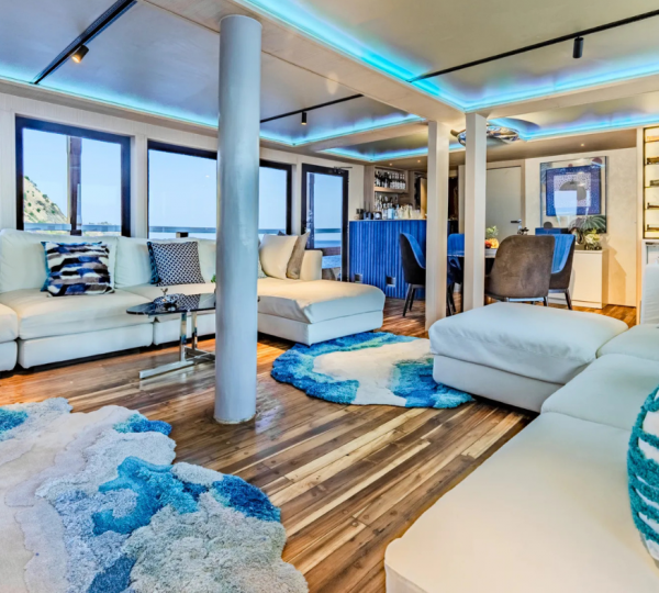 Interior Main Relaxation Area